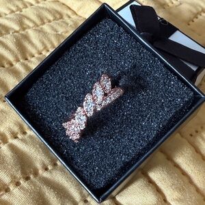 Elegant Rose Gold Ring